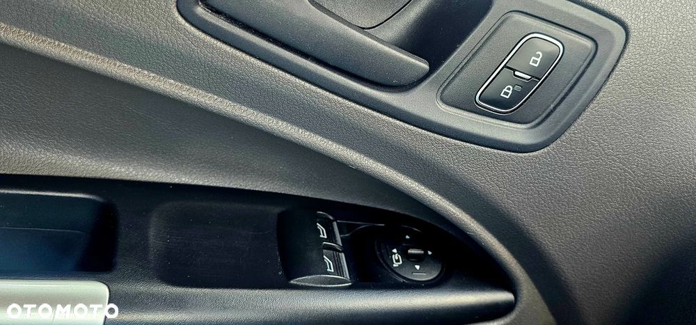 Ford Transit Connect - 32