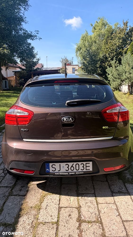 Kia Rio 1.1 crdi M - 8