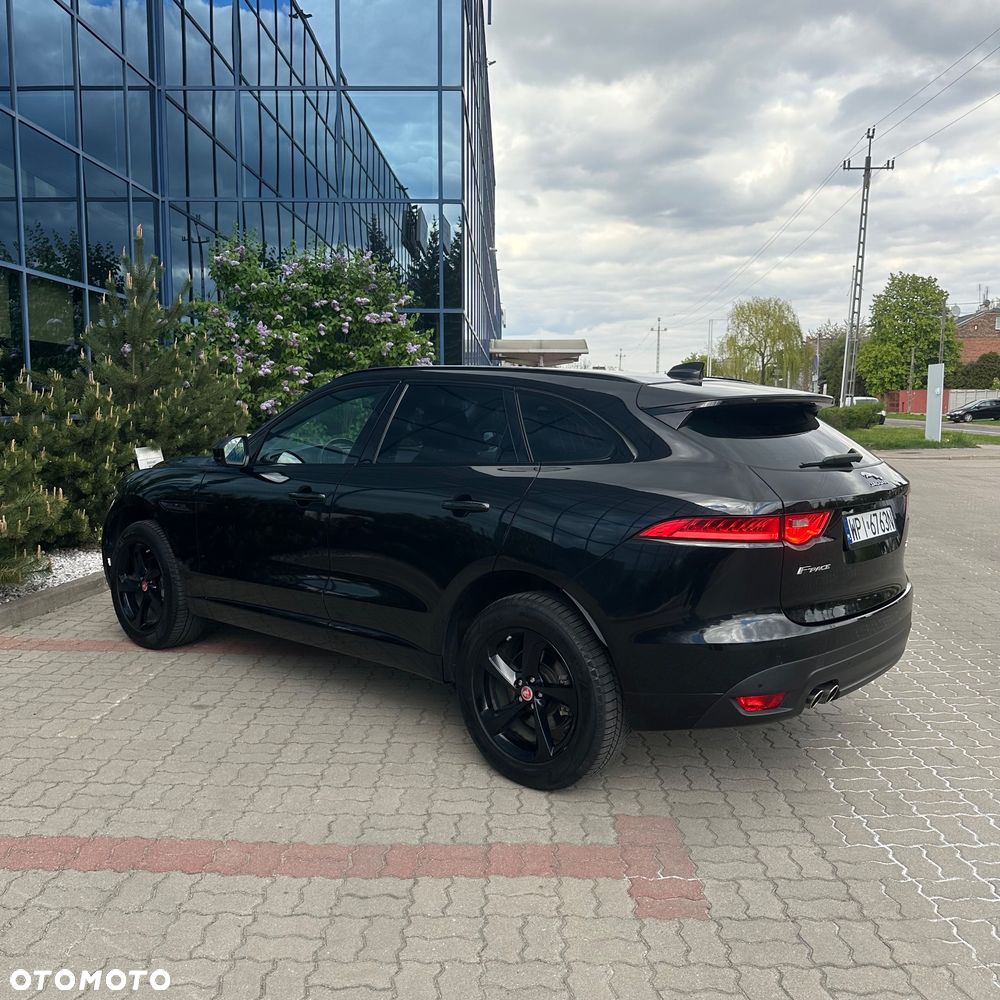 Jaguar F-Pace 2.0 i4D AWD Chequered Flag - 9