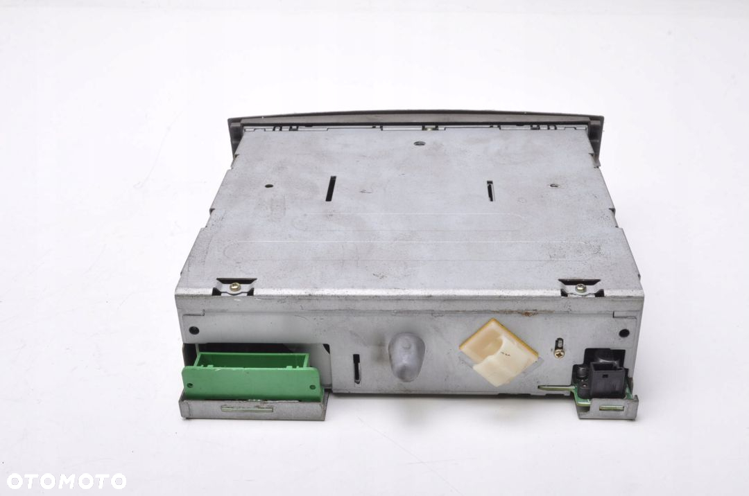 RENAULT GRAND SCENIC II RADIO 8200300863 - 3