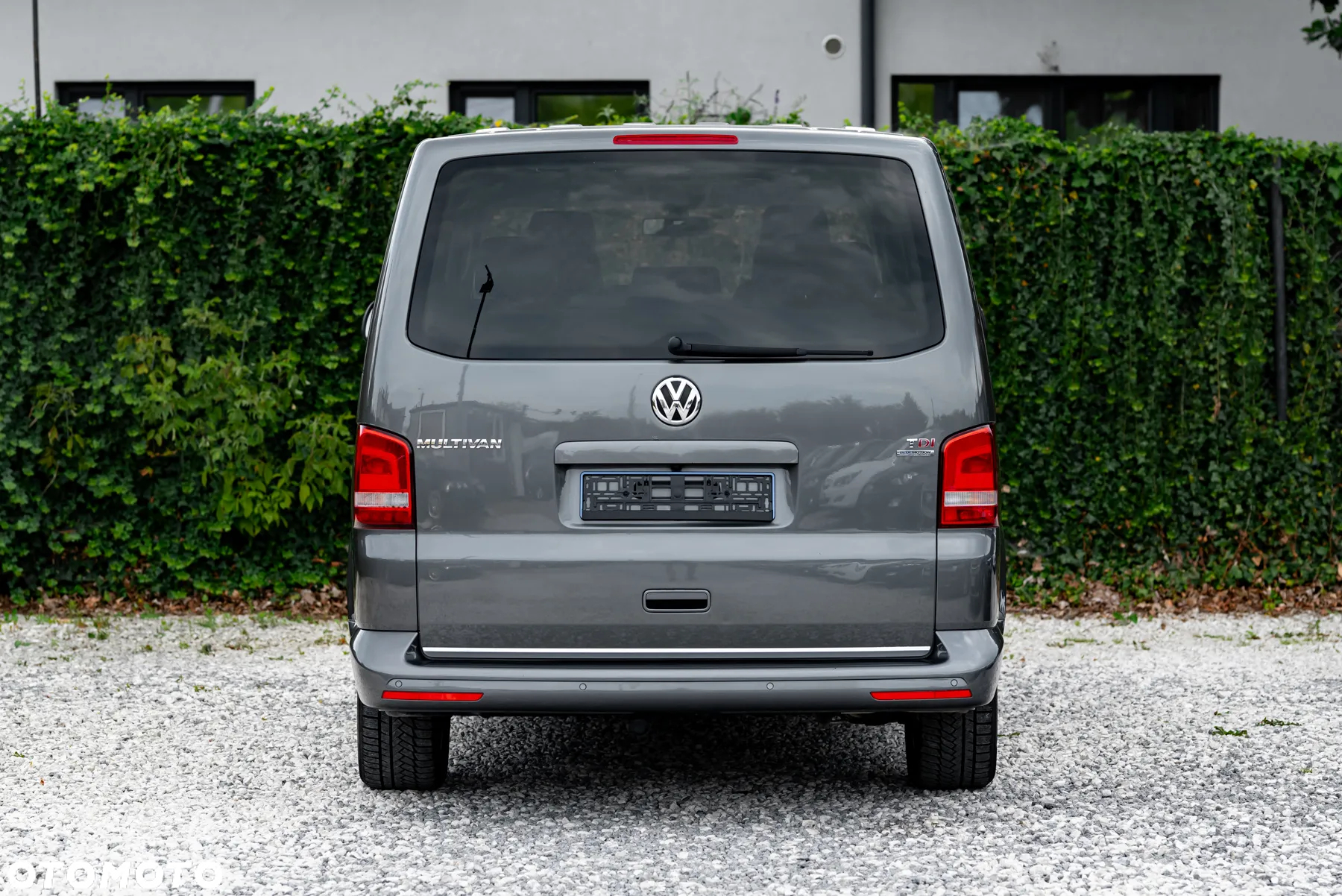 Volkswagen Multivan - 8