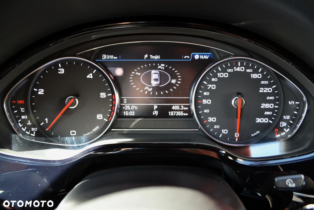 Audi A8 3.0 TDI Quattro - 40