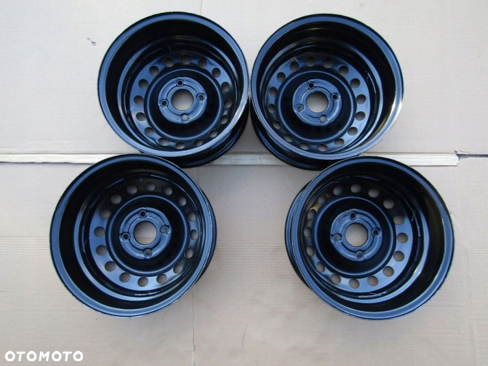 4x Felgi 15 Nissan NV200 / NV 200 / Evalia Almera 6j 4x114,3 ET45 - 17