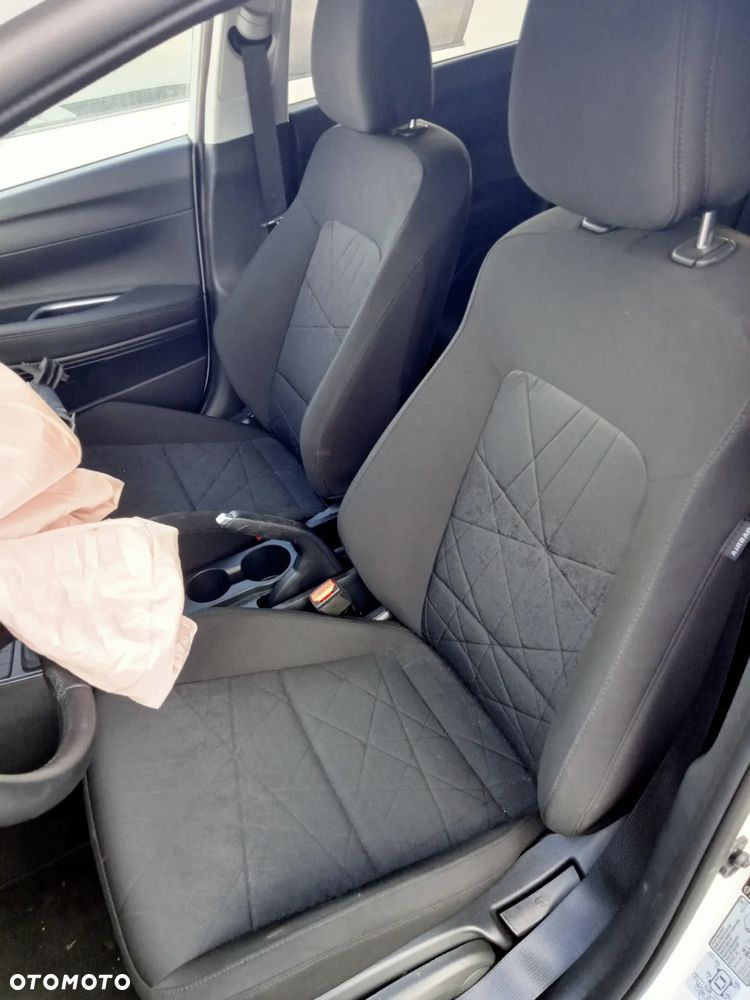 Hyundai Bayon 1.2 Select - 15