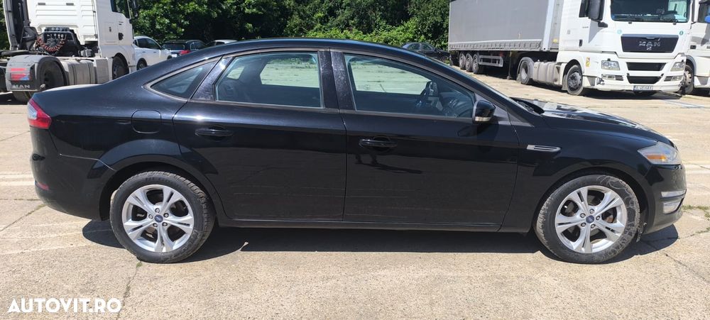 Ford Mondeo 2.0 Duratorq TDCi Powershift Titanium - 5