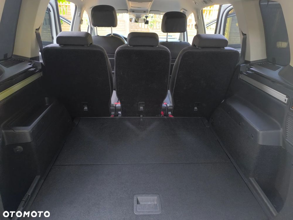 Volkswagen Touran 2.0 TDI BMT Comfortline DSG - 22