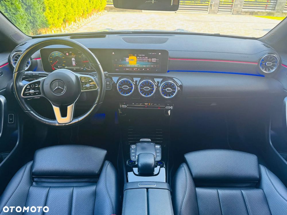 Mercedes-Benz CLA - 10