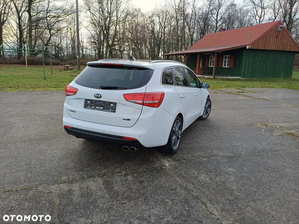 Kia Ceed 1.6 CRDi GT Line DCT - 5