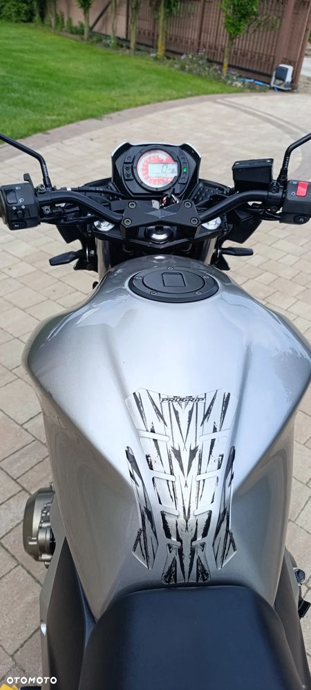 Kawasaki Z - 11