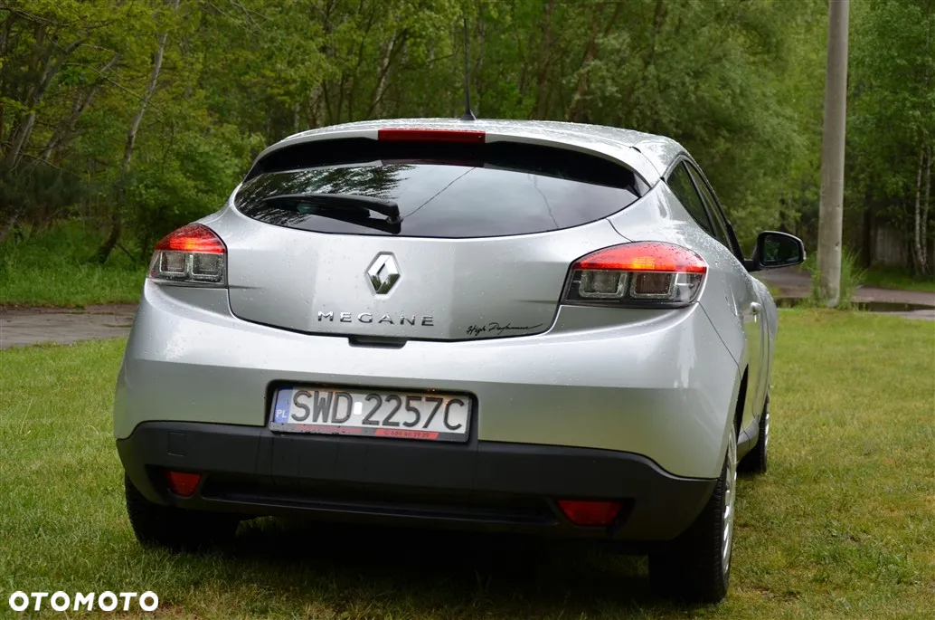 Renault Megane 1.5 dCi Bose Edition - 11