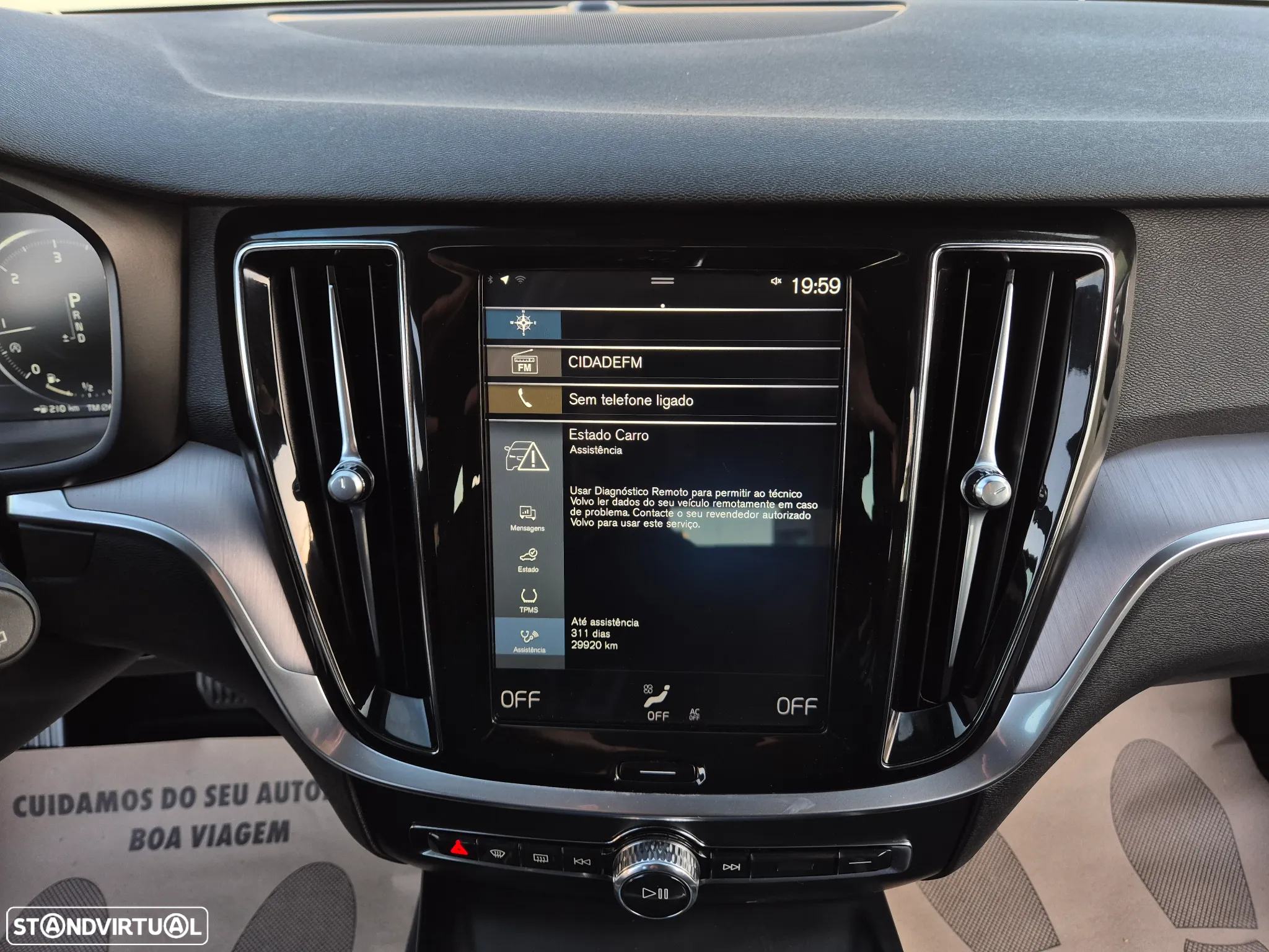 Volvo V60 2.0 D3 Momentum Plus Geartronic - 33