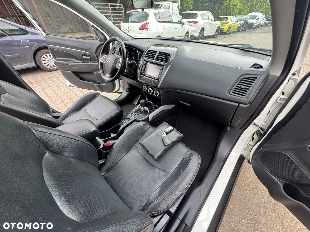Mitsubishi ASX - 9