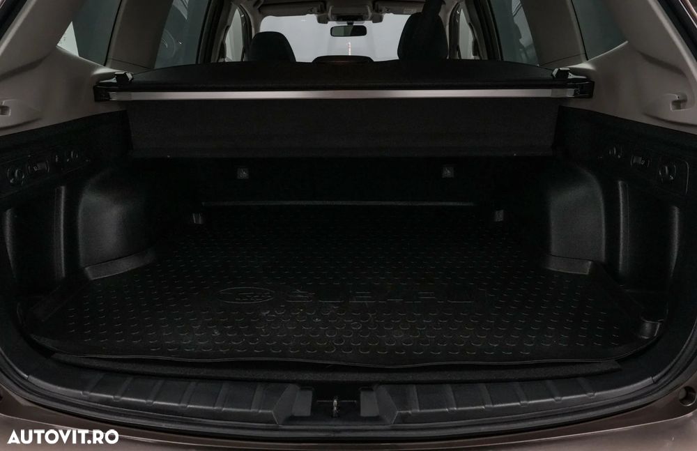 Subaru Forester 2.0 e-Boxer MHEV LinearTronic Premium - 25