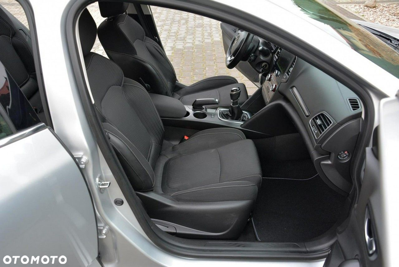 Renault Megane 1.2 Energy TCe Business - 16