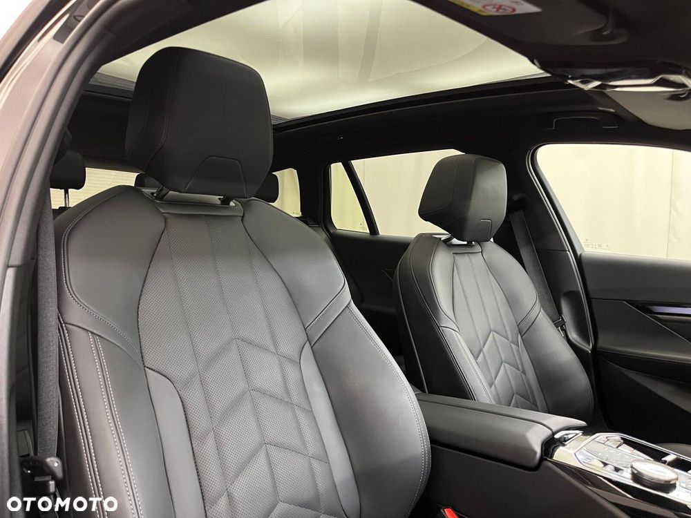 BMW Seria 5 520i mHEV M Sport - 40