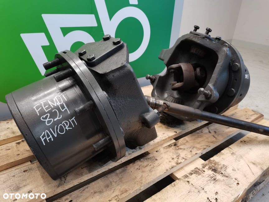 Reduktor Zwrotnica Półoś Fendt 824 Vario - 17