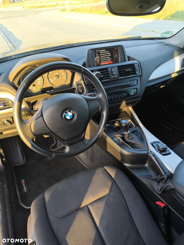 BMW Seria 1 114i - 21