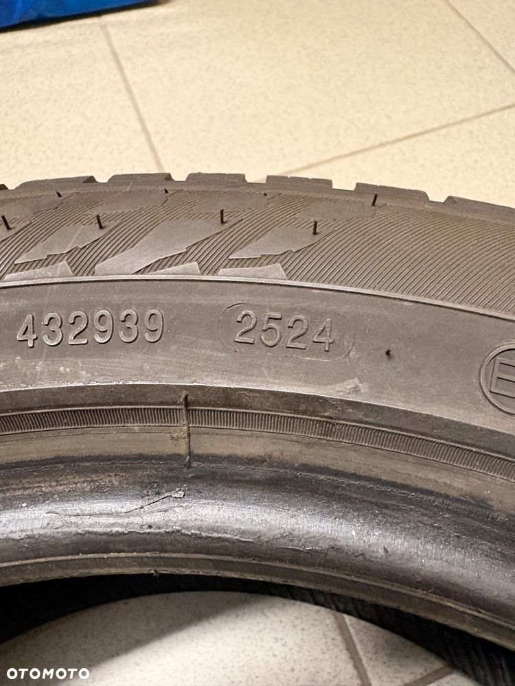 Opony  zimowe Nokian Tyres Snowproof 1 - 2