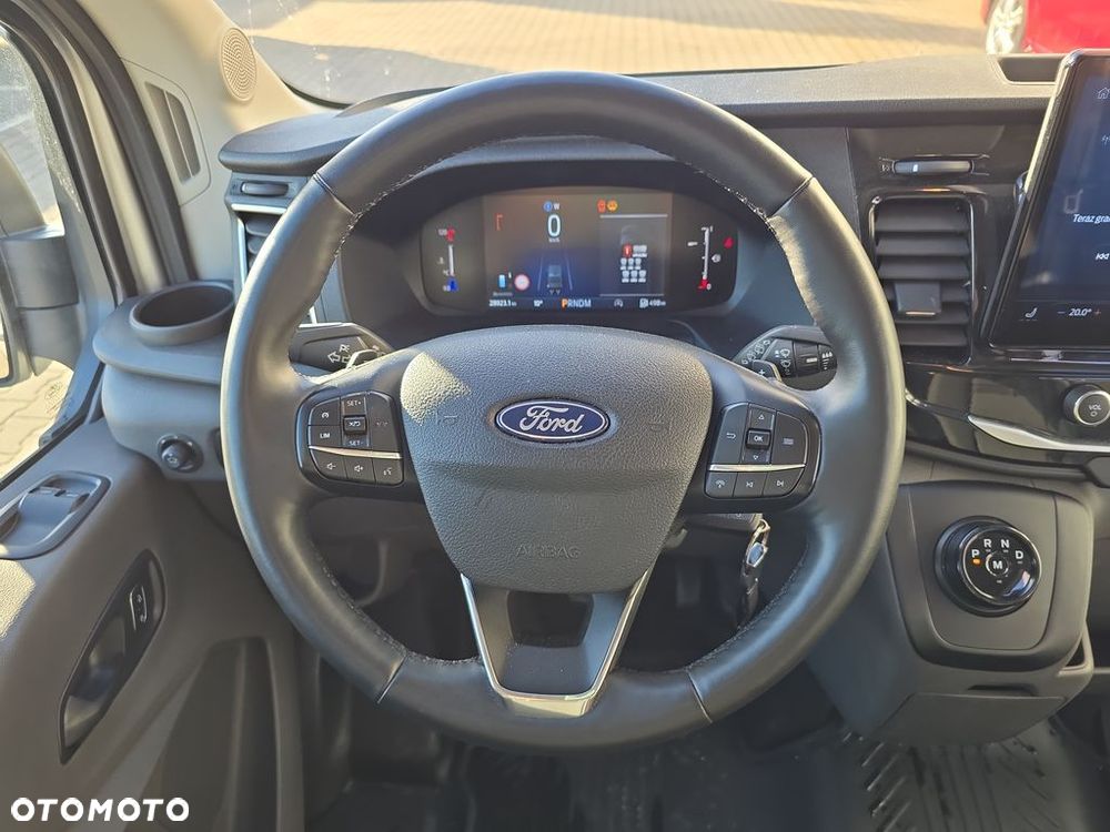 Ford Transit - 18