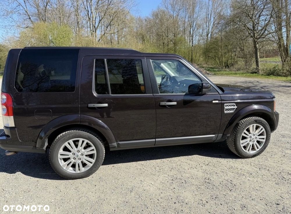Land Rover Discovery 3.0D V6 HSE - 11