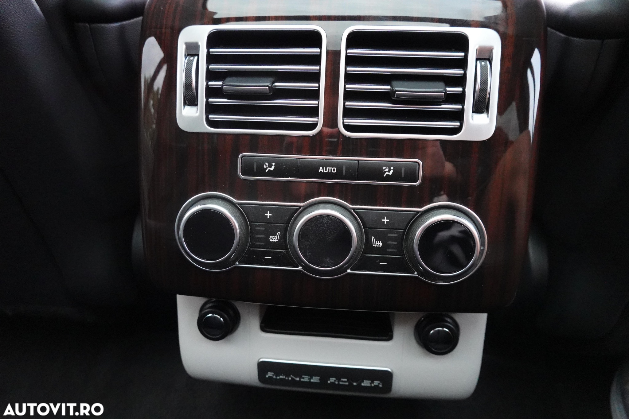 Land Rover Range Rover Vogue - 10