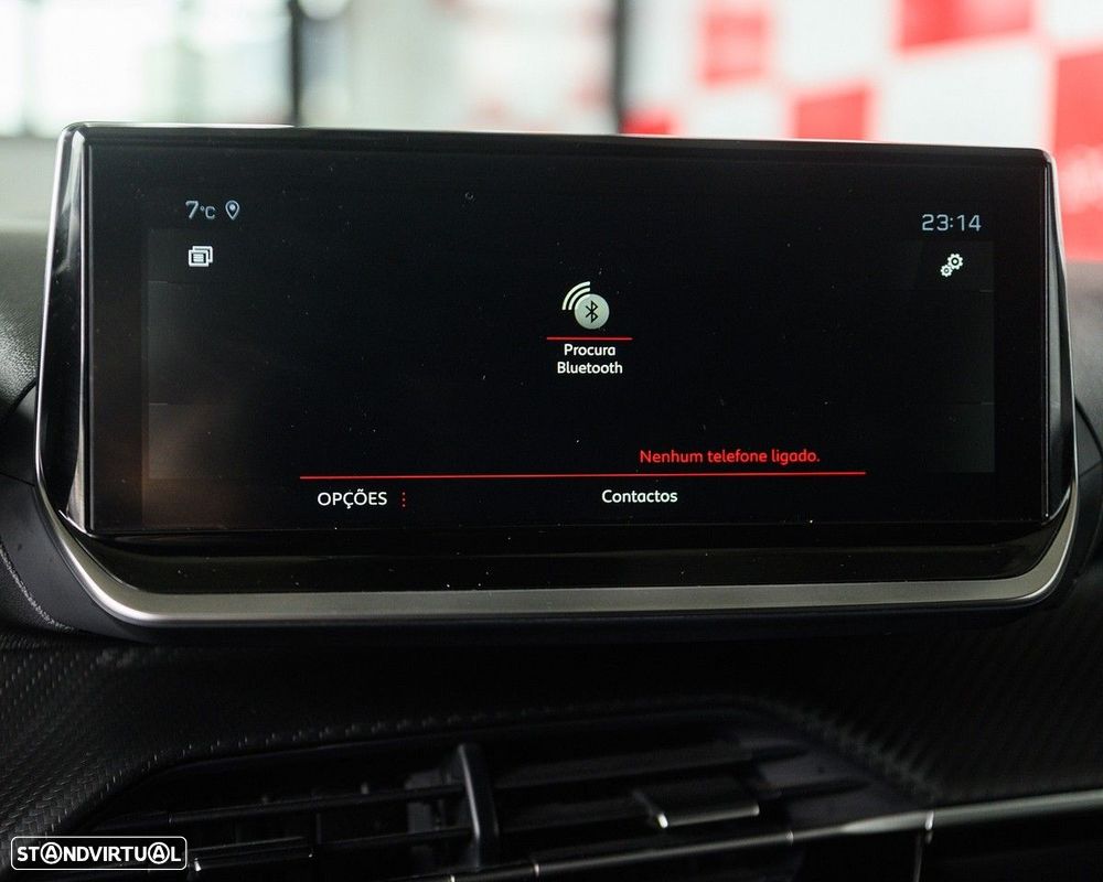 Peugeot 2008 1.2 PureTech Allure Pack - 40