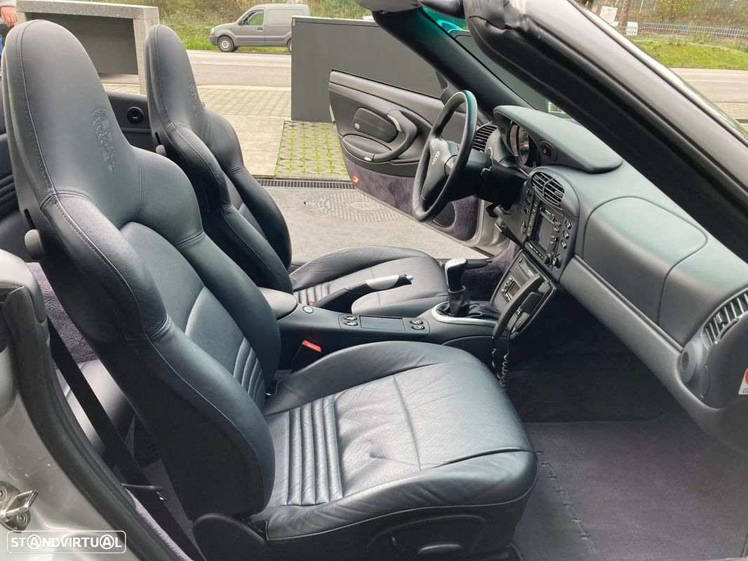 Porsche 911 (996) - 29