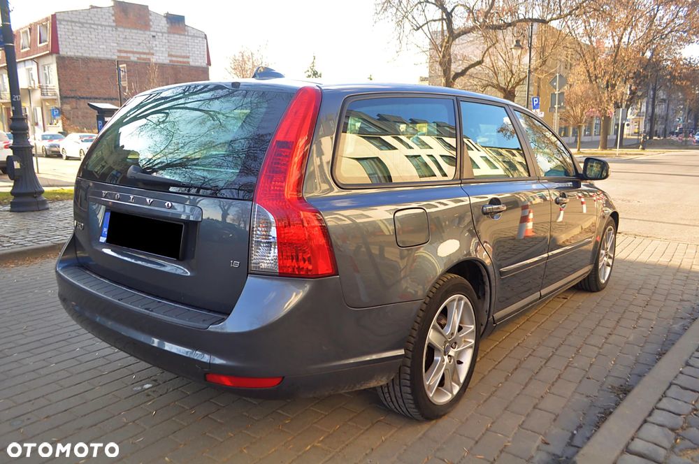 Volvo V50 - 4