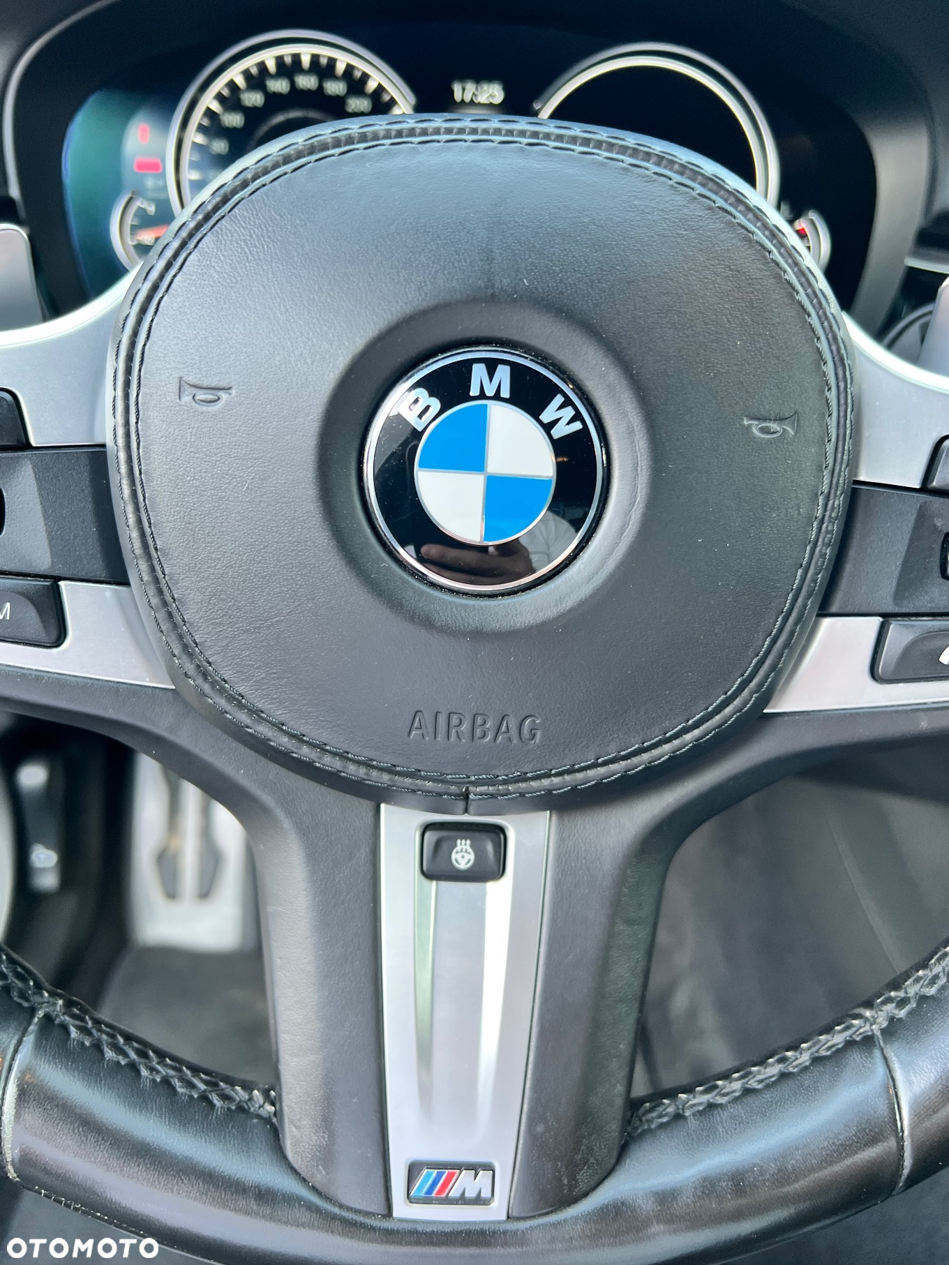 BMW Seria 5 M550d xDrive - 21