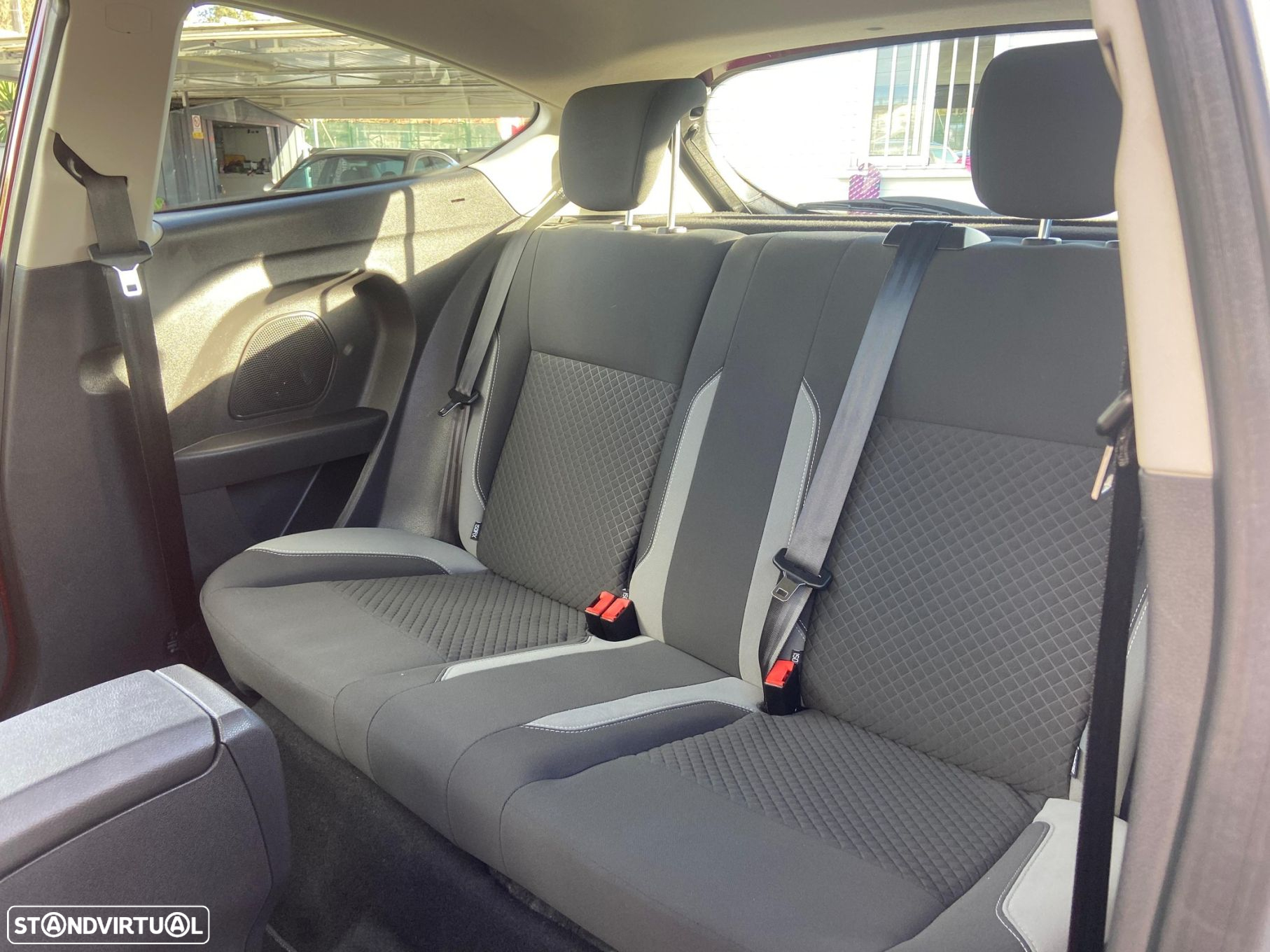 Ford Fiesta 1.0 EcoBoost S&S COOL&CONNECT - 23