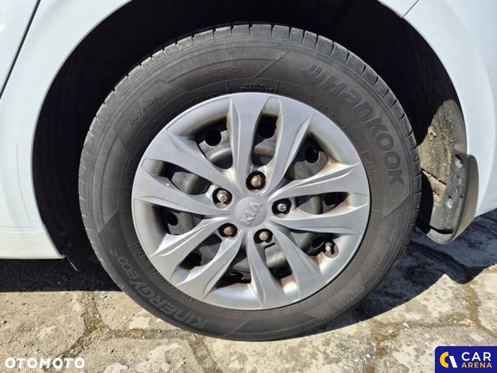 Kia Ceed - 12