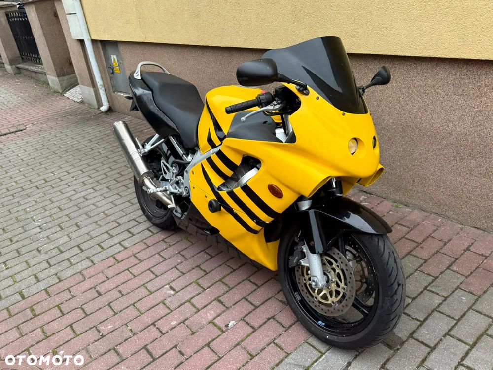 Honda CBR - 30