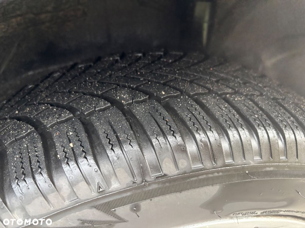 Nissan Juke 1.6 DIG-T Tekna 4WD Xtronic - 26