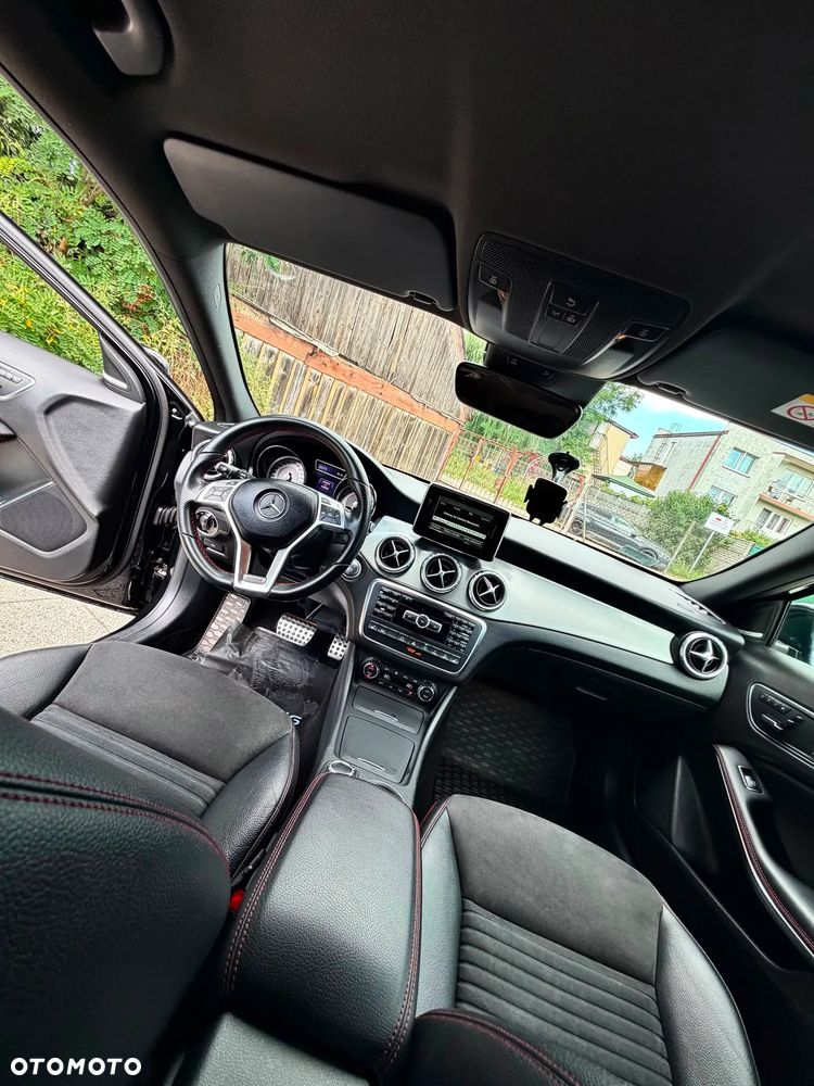 Mercedes-Benz GLA 250 4-Matic - 7