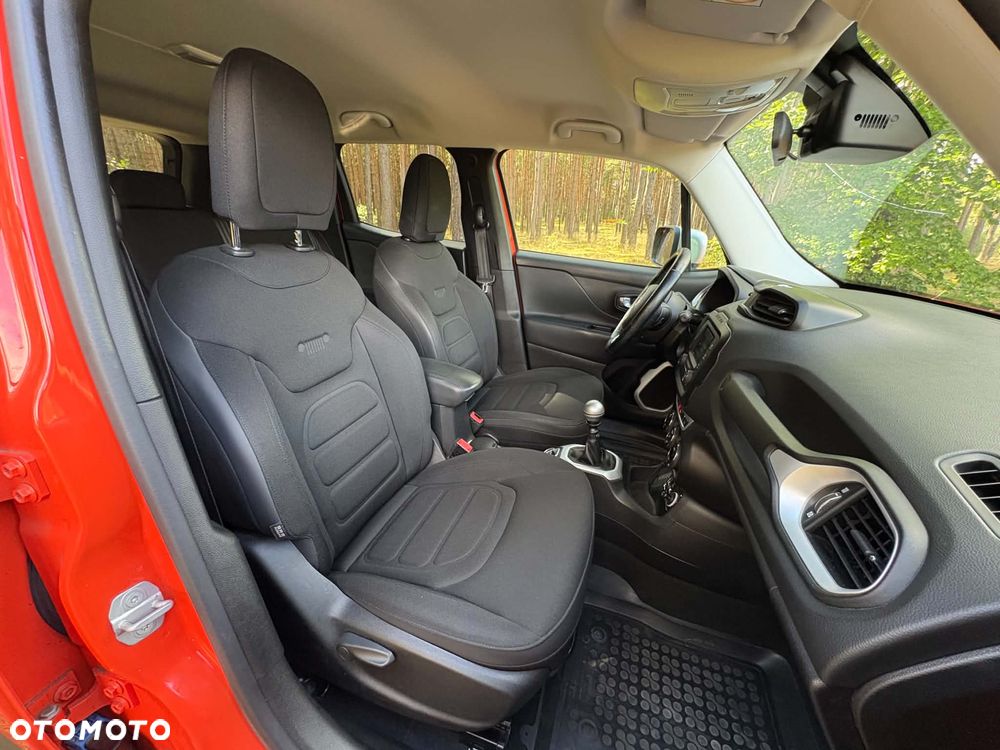Jeep Renegade 1.4 MultiAir Limited - 29