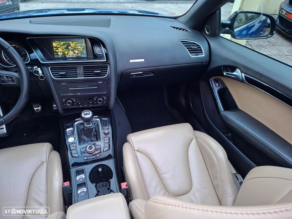 Audi A5 Cabrio 2.0 TDi S-line - 34