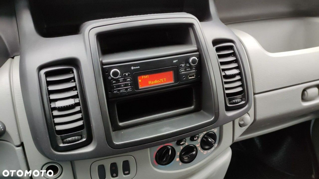 Opel Vivaro - 23