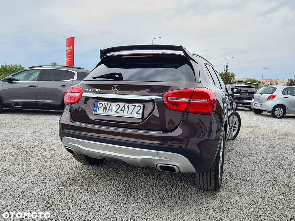 Mercedes-Benz GLA 200 Style - 2