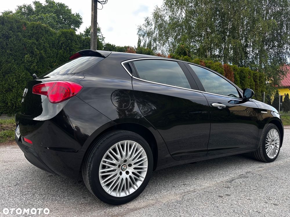 Alfa Romeo Giulietta 1.4 TB 16V Business - 3