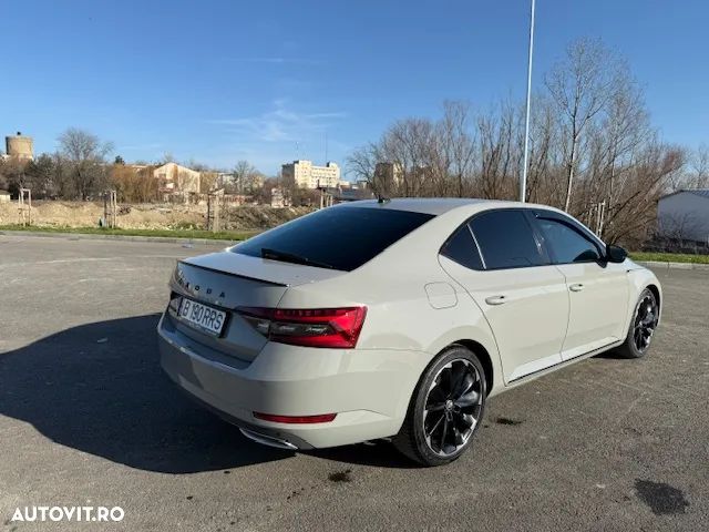 Skoda Superb Combi 2.0 TSI DSG Sportline - 3