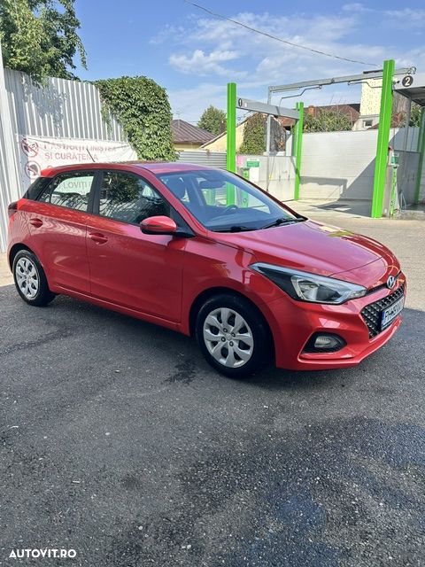 Hyundai i20 1.2 L 84CP 5DR Comfort - 1