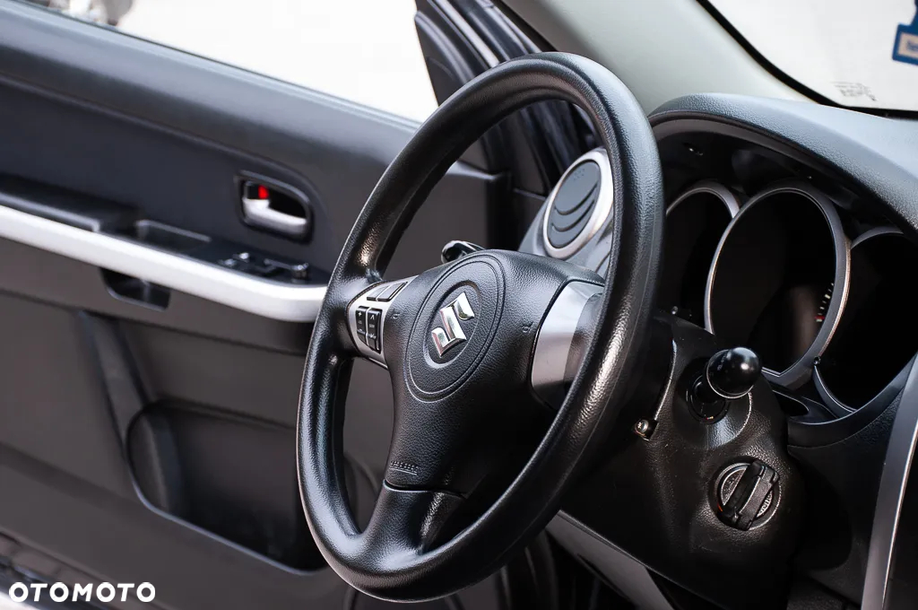 Suzuki Grand Vitara 2.4 Premium - 24