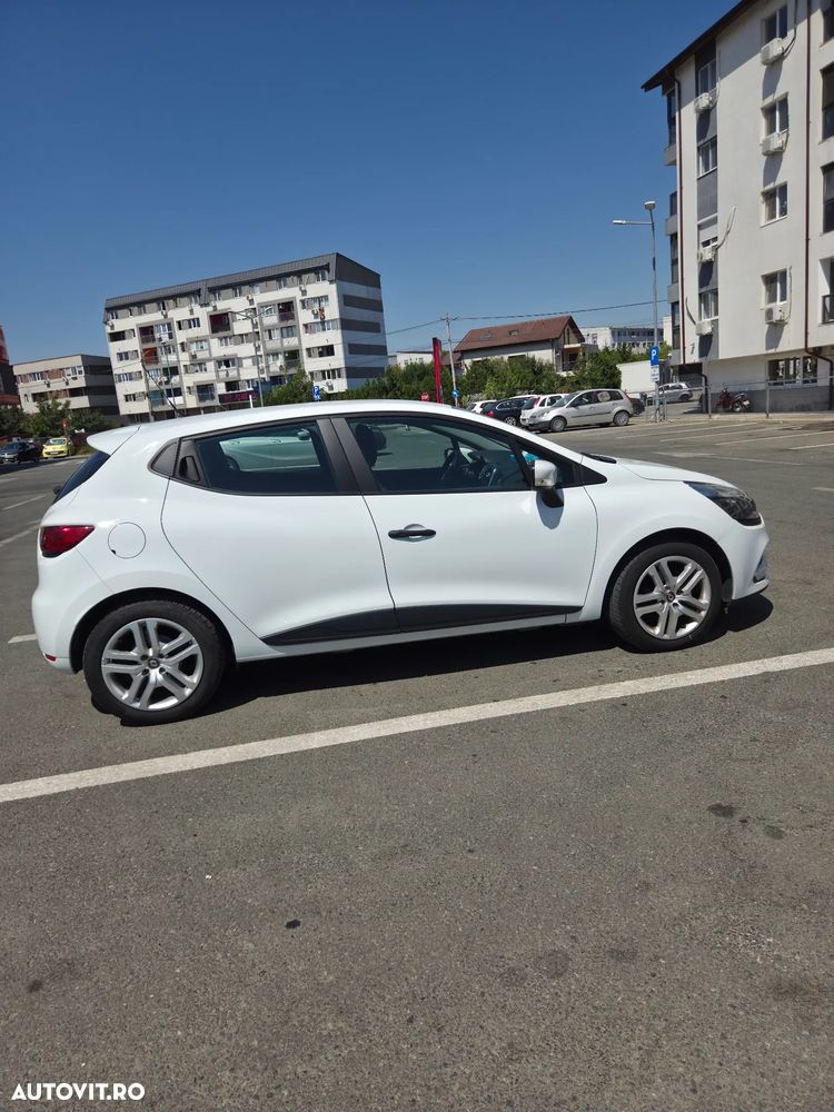 Renault Clio TCe Life Evo - 8