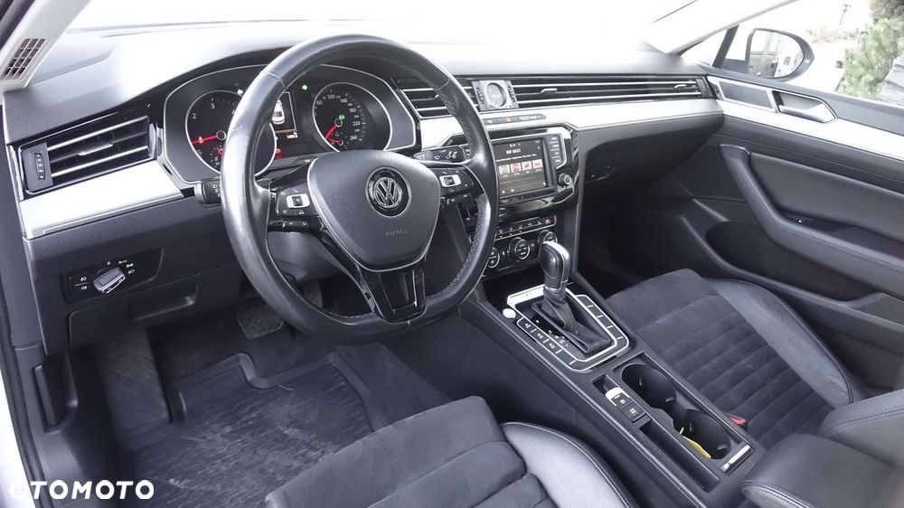 Volkswagen Passat - 5