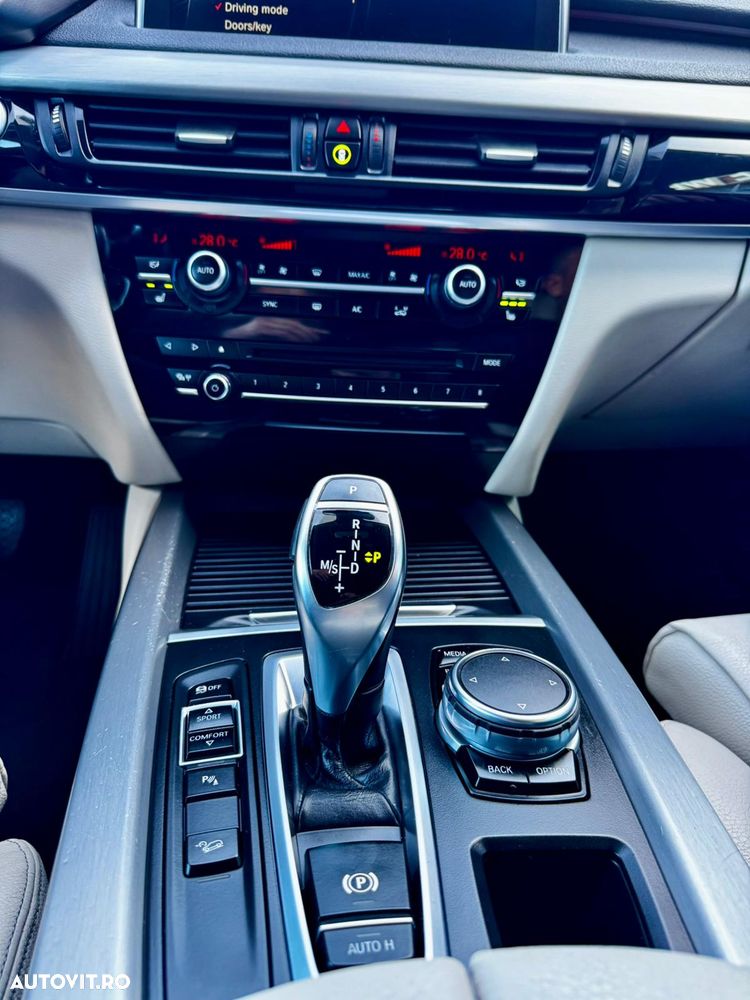 BMW X5 xDrive30d Sport-Aut. - 18