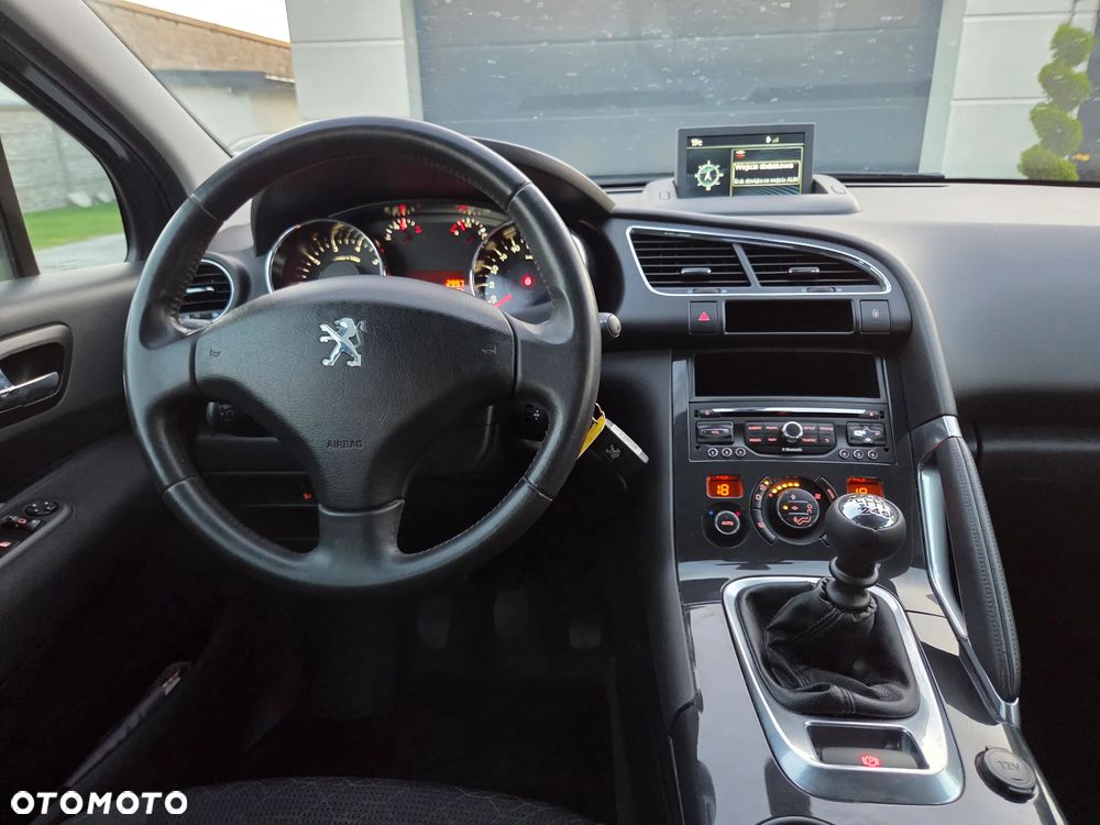 Peugeot 3008 - 18