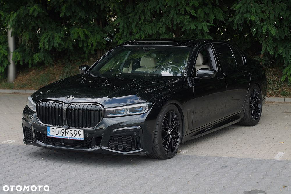 BMW Seria 7 750i xDrive - 1