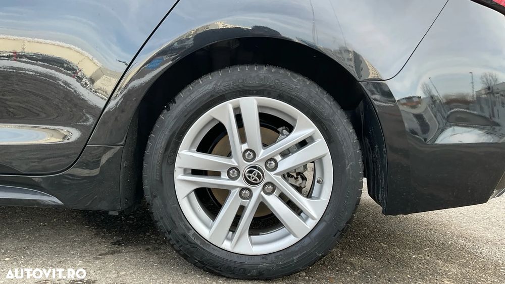 Toyota Corolla 1.8 HSD Business - 9