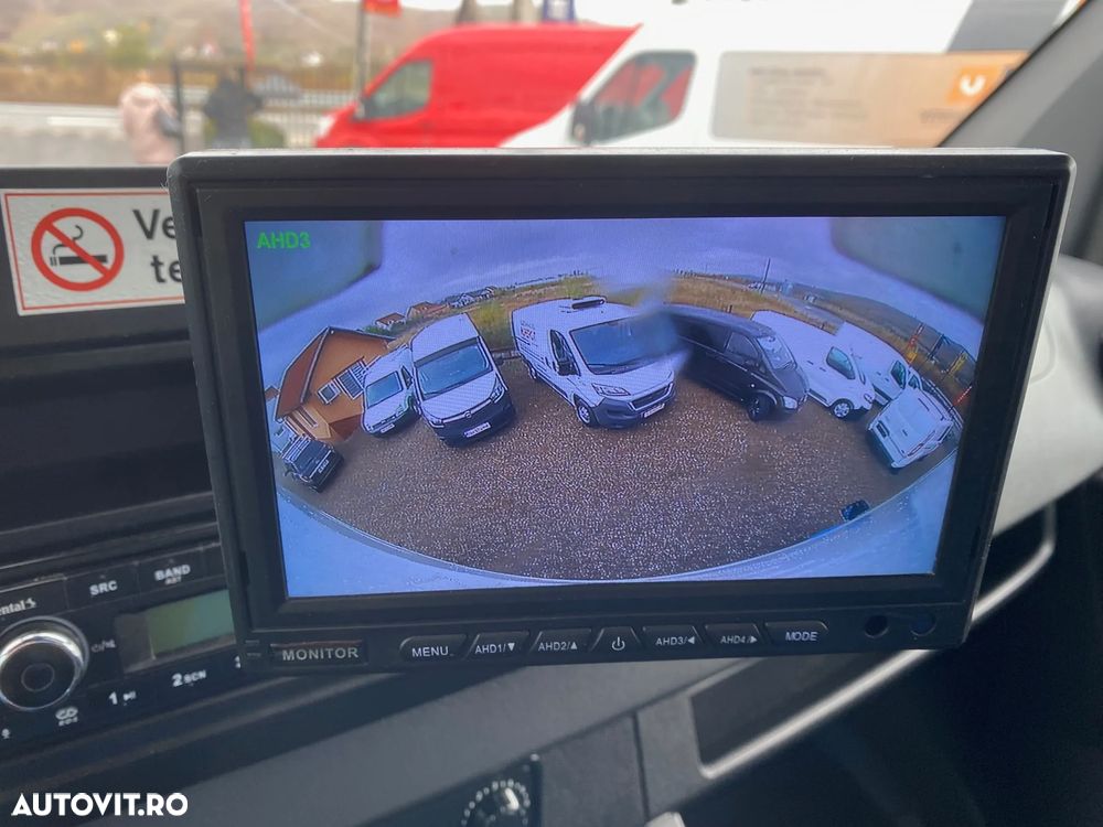 Mercedes-Benz SPRINTER - 16