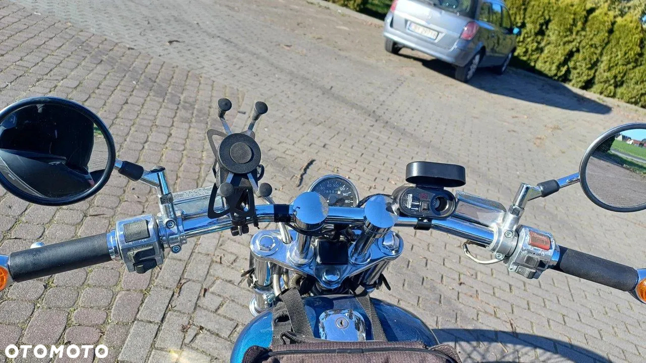 Suzuki Intruder - 5